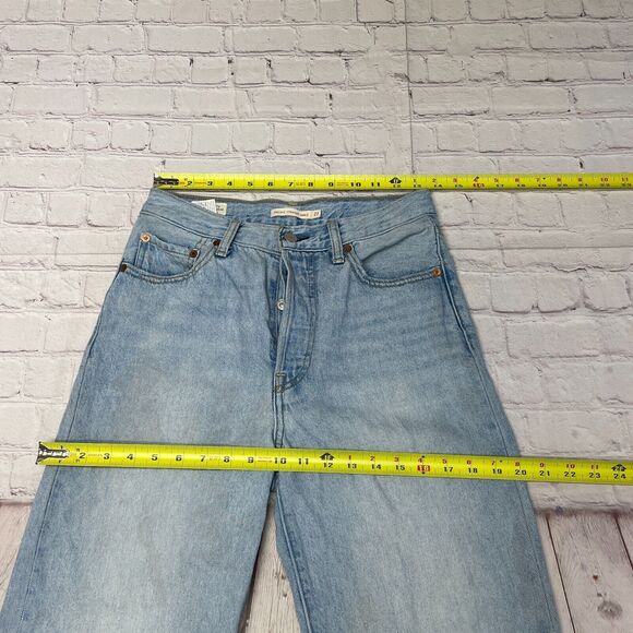 Levi's Women Ribcage Straight Ankle Jeans Size 27 Blue Denim B338 -17 - Picture 2 of 16